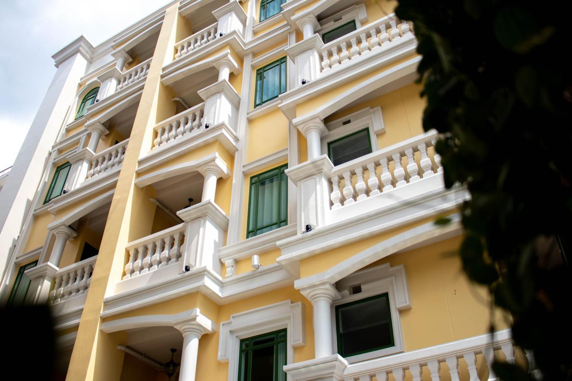 Siri Grand Bangkok Hotel Kültér fotó
