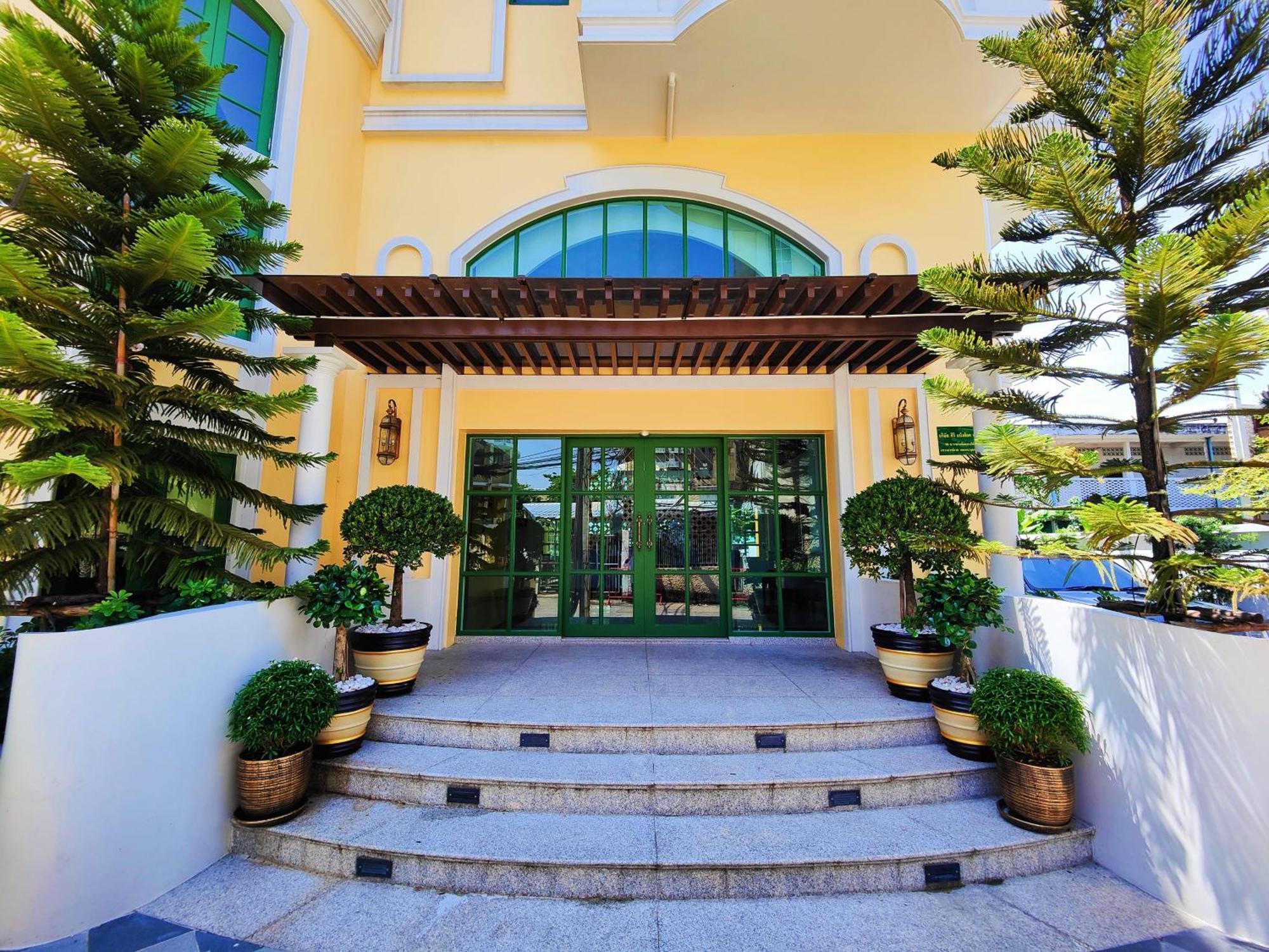 Siri Grand Bangkok Hotel Kültér fotó
