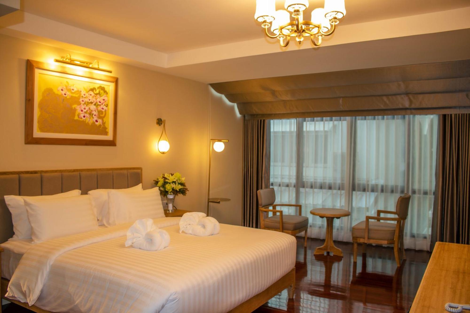 Siri Grand Bangkok Hotel Kültér fotó